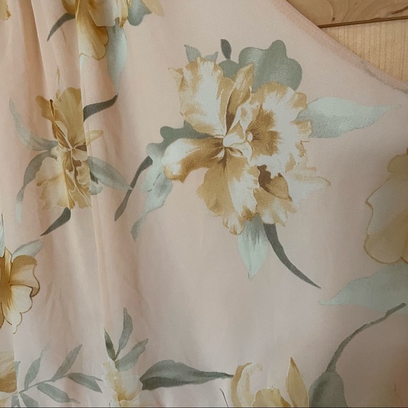 Y2K Floral Pastel Halter Top - Picture 9 of 9